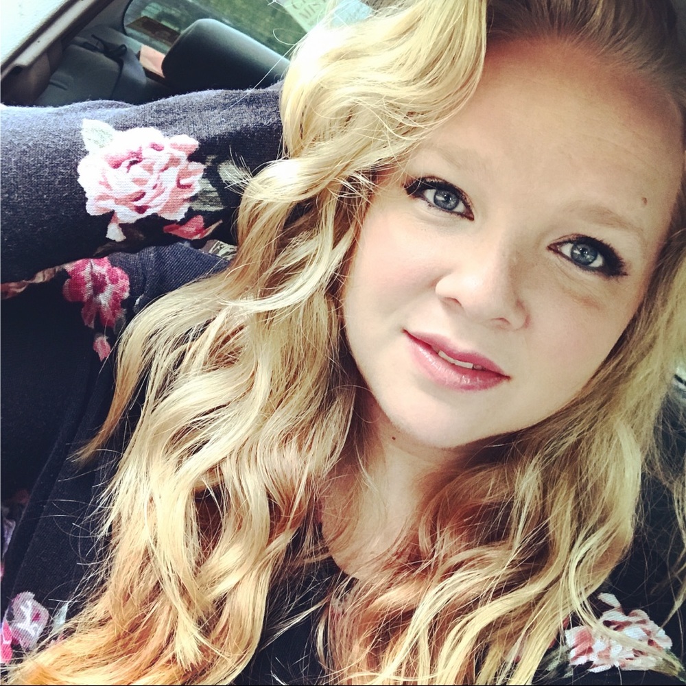 Meet your Posher, Tacy
